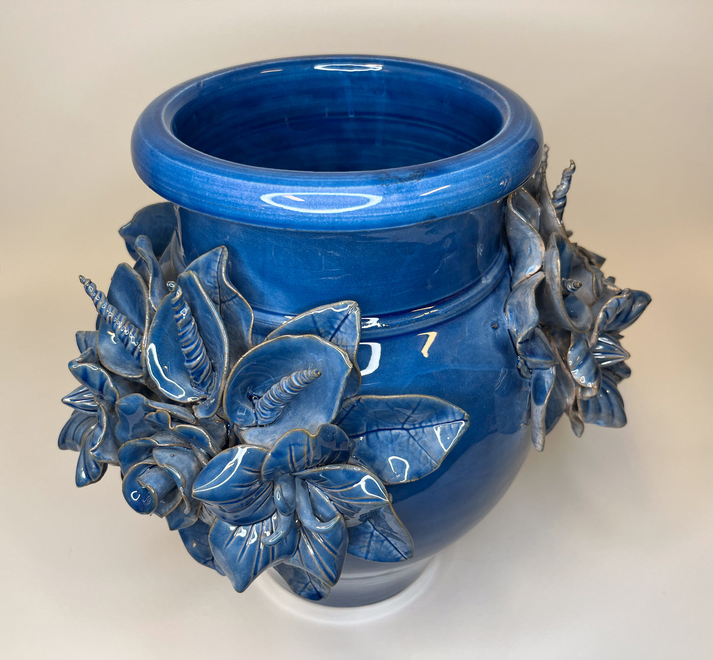 VAASI KUKKAKORISTEELLA