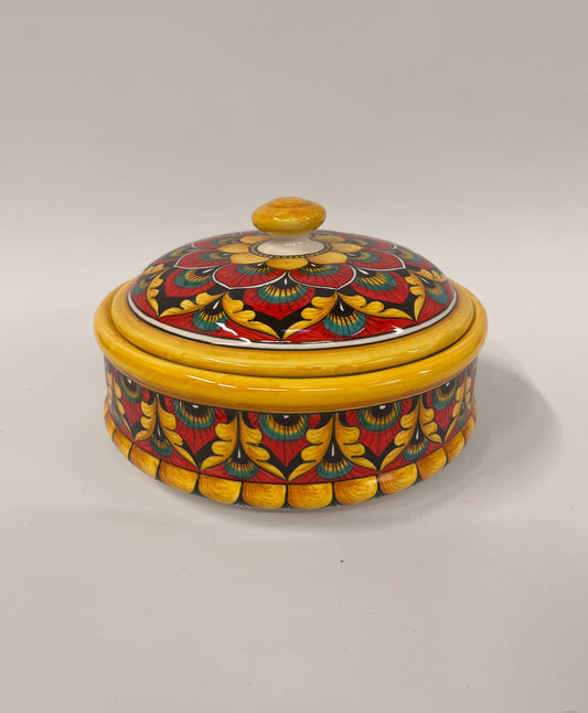 KANNELLINEN MAJOLIKA-KORISTERASIA