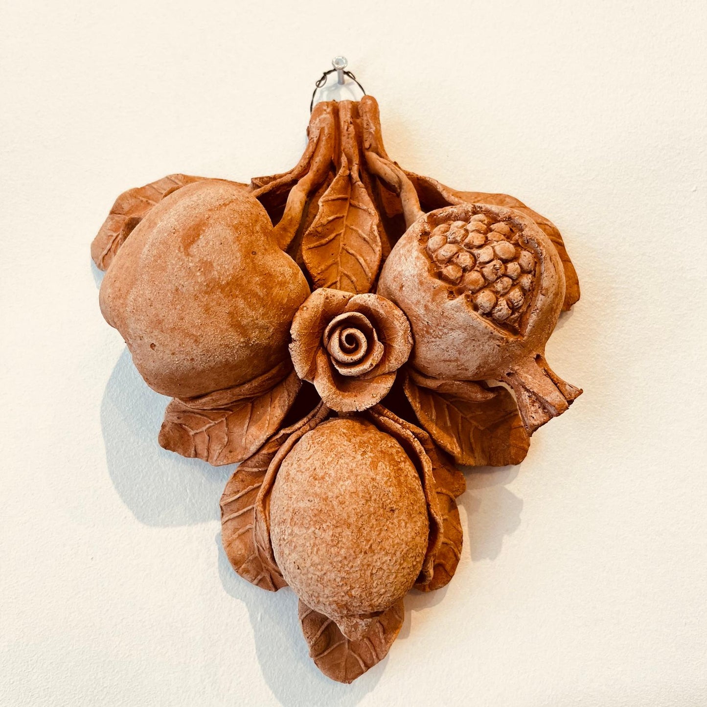 TERRACOTTA WALL DECORATION NECKLACE