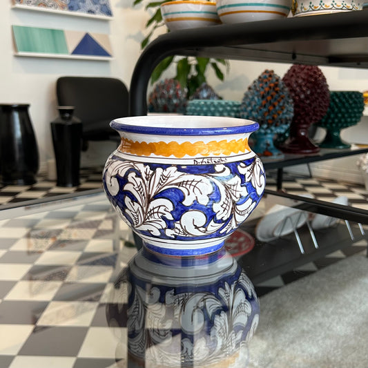 SMALL ROUND VASE